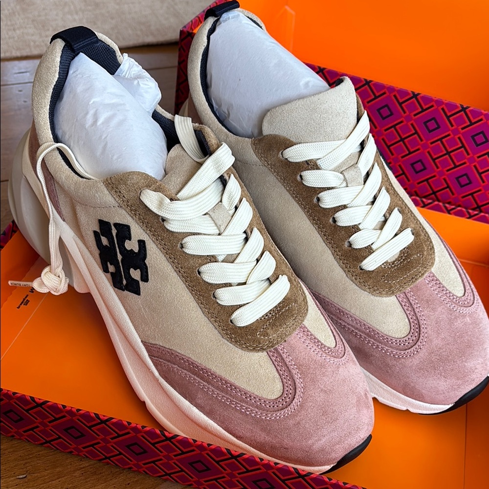 NIB: Tory Burch GOOD LUCK Trainer Size:9